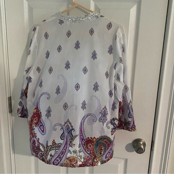 Chicos top Womens SIze L size 2 Paisley Print Tunic Blouse Pearl Sequin Button - Picture 3 of 6